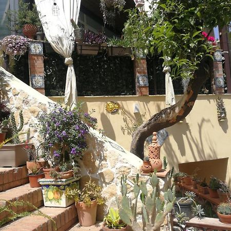 Casa Donna Fiorella Tipica Siciliana Таормина Экстерьер фото